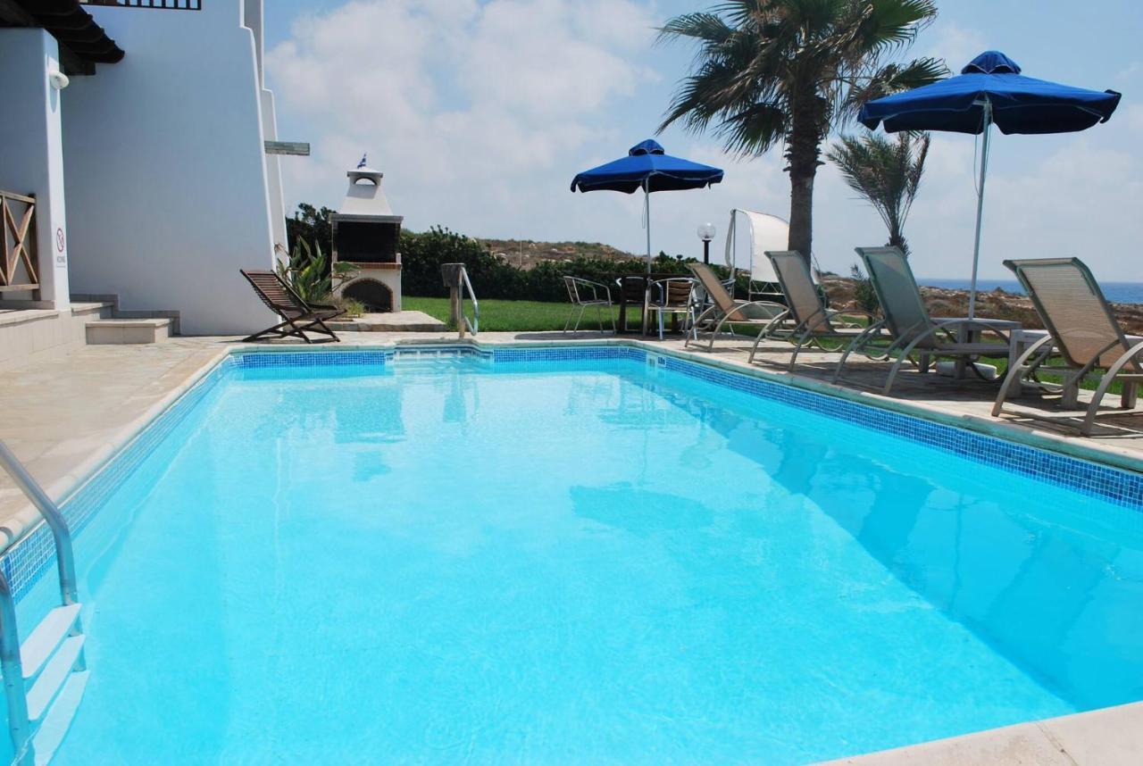 Sea Front Villa, Heated Private Pool, Amazing Location Paphos 323 Kissonerga Eksteriør bilde